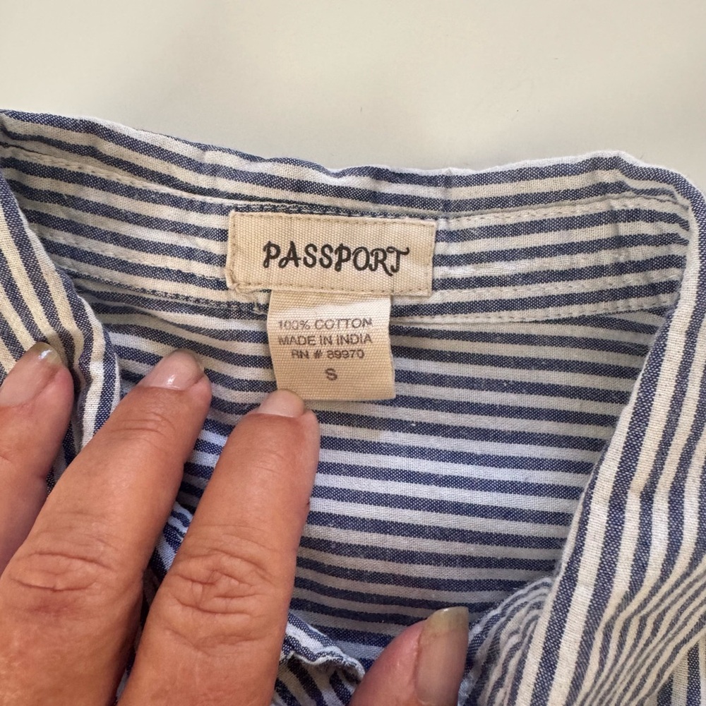 Passport Blue Stripe Floral Embroidered Button Down Shirt Small🌸🇺🇸 - Picture 6 of 6
